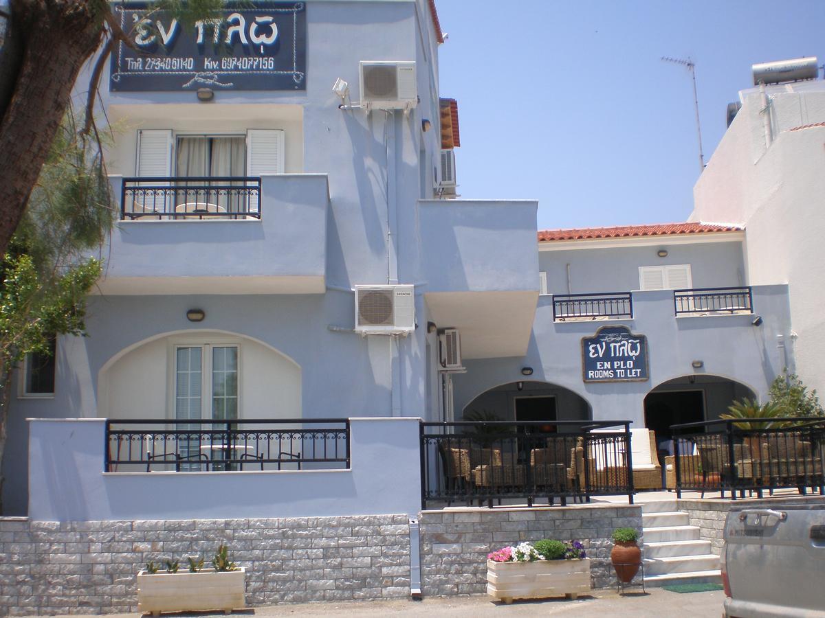 En Plo Ξενοδοχείο Ελαφόνησος Εξωτερικό φωτογραφία